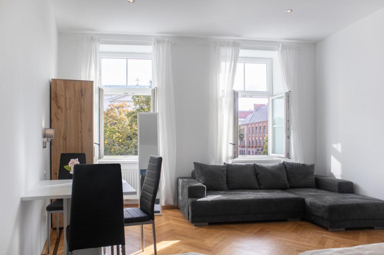 Apartment Superb 7br Shared Apartment- Near Hauptbahnhof